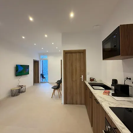 Les Roches - Charmante Maison 3